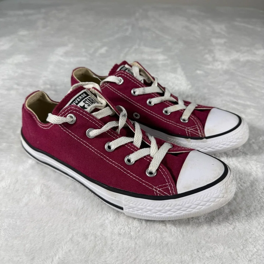 Converse Chuck Taylor All Star Maroon Low Top Youth Sneakers Size 3Y